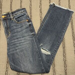 Straight Leg Distressed Women Jeans